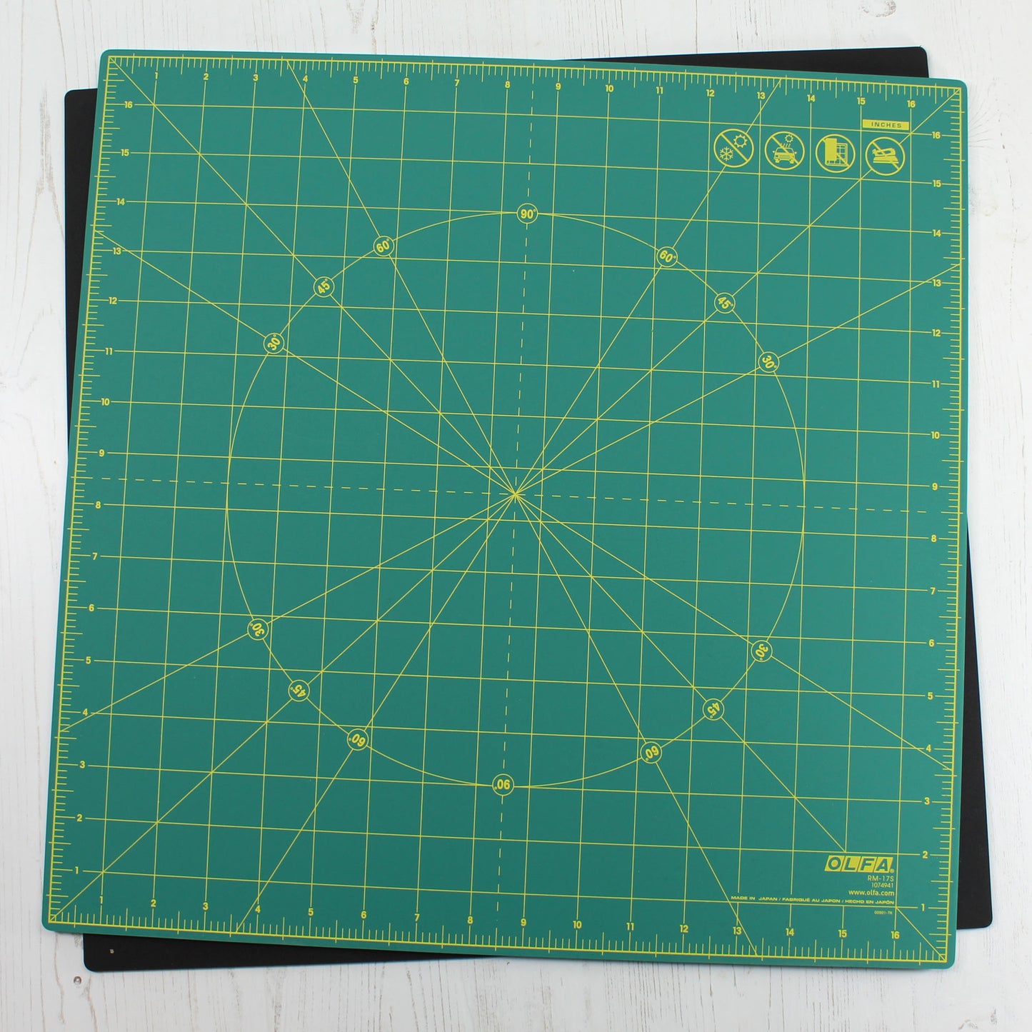OLFA Rotating Cutting Mat 17" x 17"