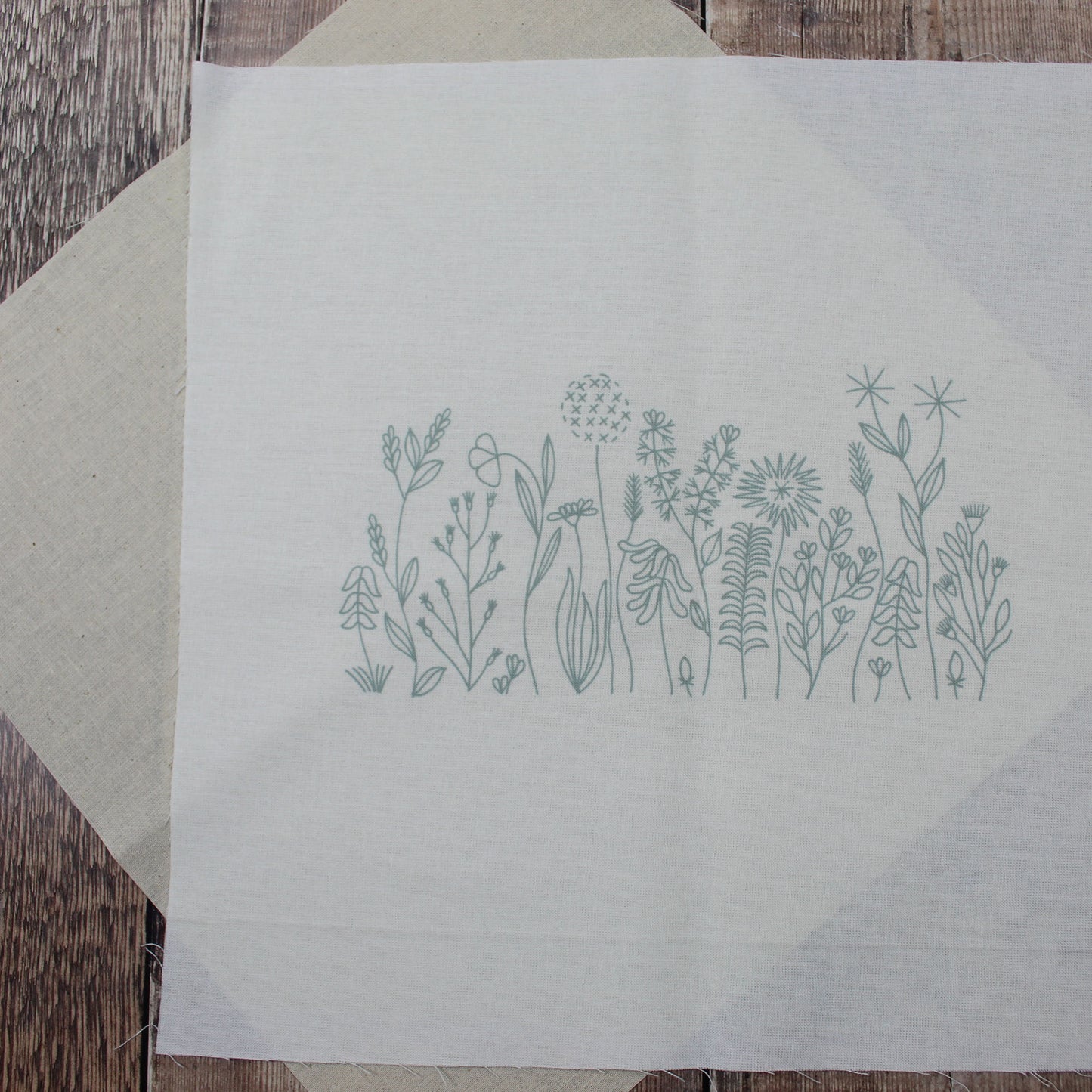 Beginner Embroidery Kit - Meadow Flowers